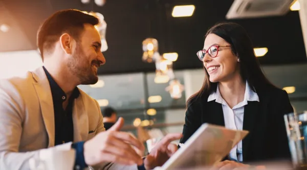 Consultants discussing Office of the CIO (OCIO)