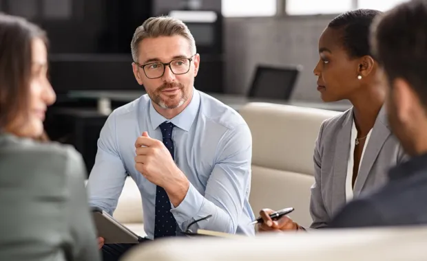 Consultants discussing Google Cloud